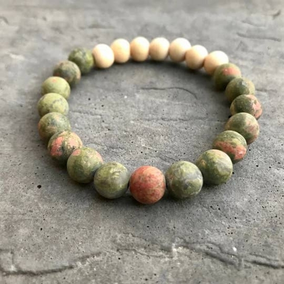 Be Present Diffuser Bracelet - Picture 2 of 2